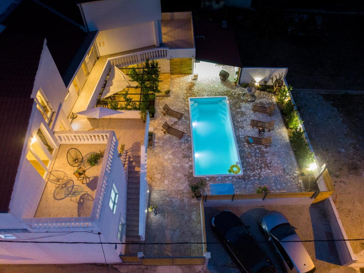 Apartments Barbara Трибунь Екстер'єр фото