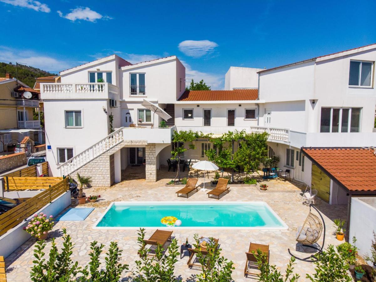 Apartments Barbara Трибунь Екстер'єр фото